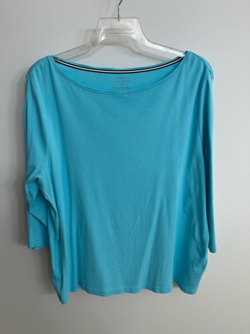 Like new Talbots Women's 3X Vibrant Aqua Blue/Turquoise Boatneck 3/4 Sleeve Tee